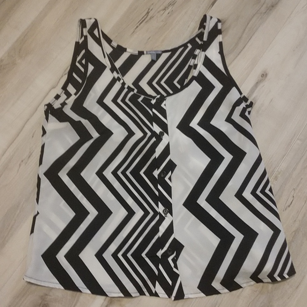 Sleeveless blouse